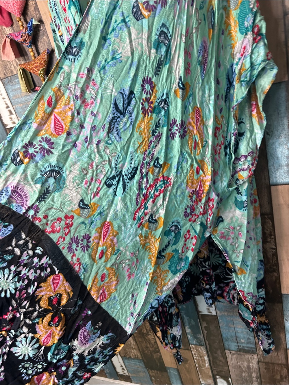 Angie Mint Floral Open-Front Kimono Tunic with Black Border - Picture 7 of 16